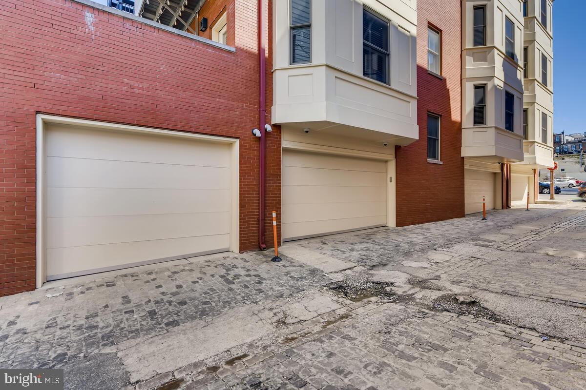 MOUNT VERNON PLACE HISTORIC DISTRICT - Residential