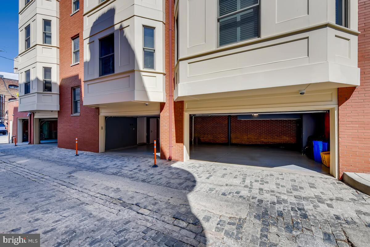 MOUNT VERNON PLACE HISTORIC DISTRICT - Residential