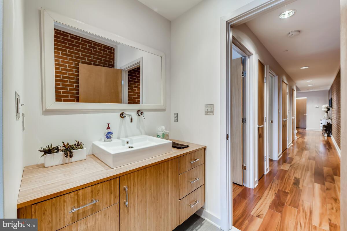 MOUNT VERNON PLACE HISTORIC DISTRICT - Residential