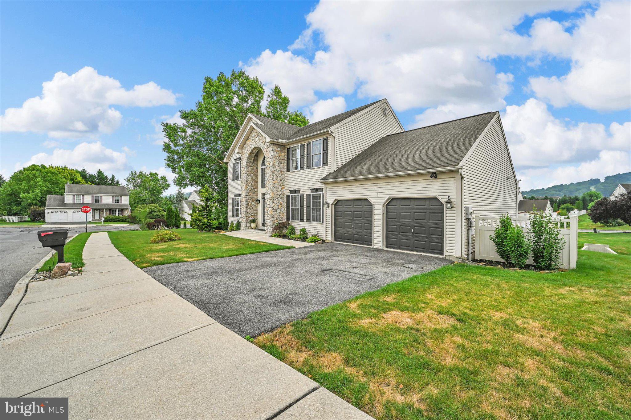 21 SHELLY DRIVE