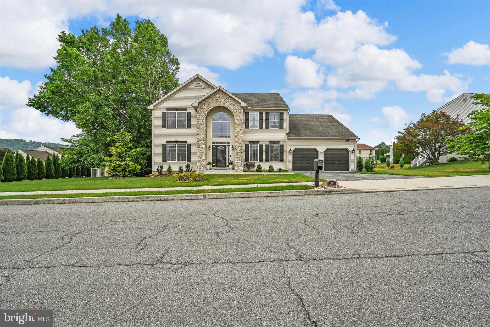 21 SHELLY DRIVE