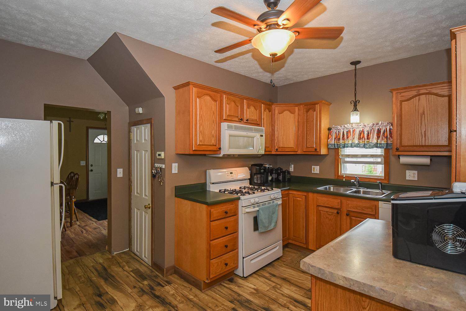 WEST END - Residential