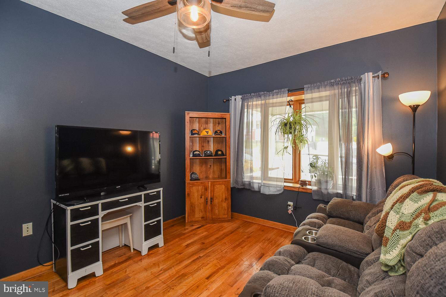 WEST END - Residential