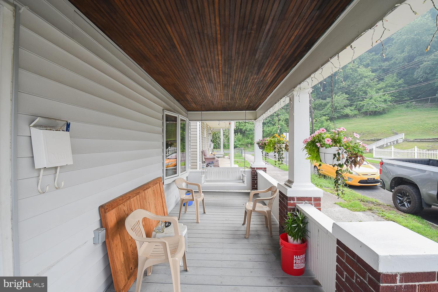 WEST END - Residential