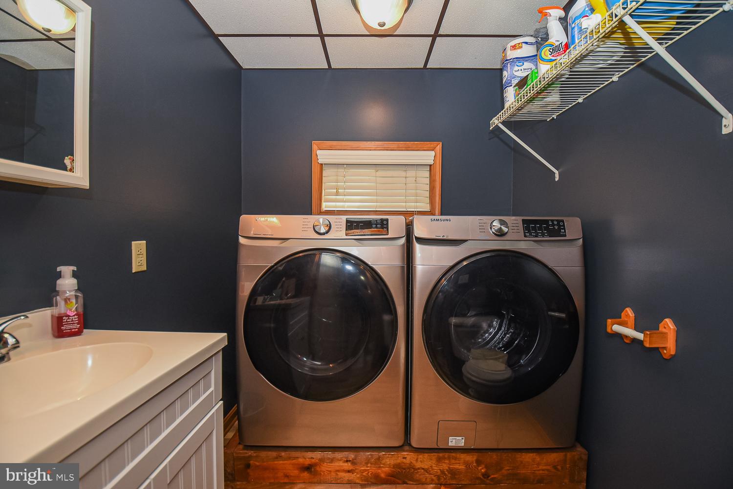 WEST END - Residential