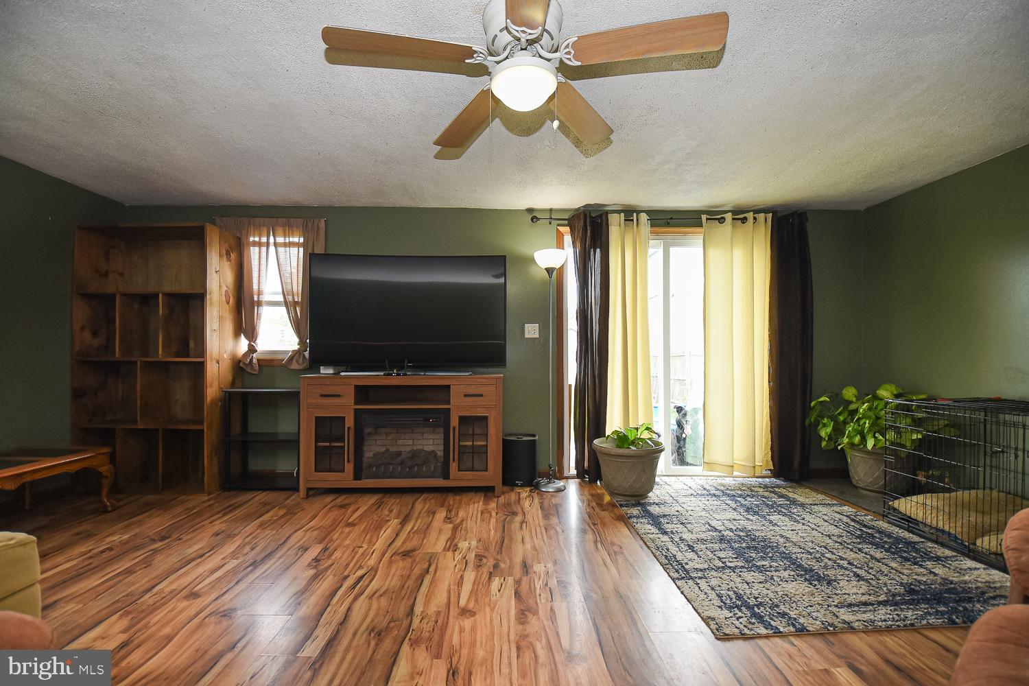 WEST END - Residential