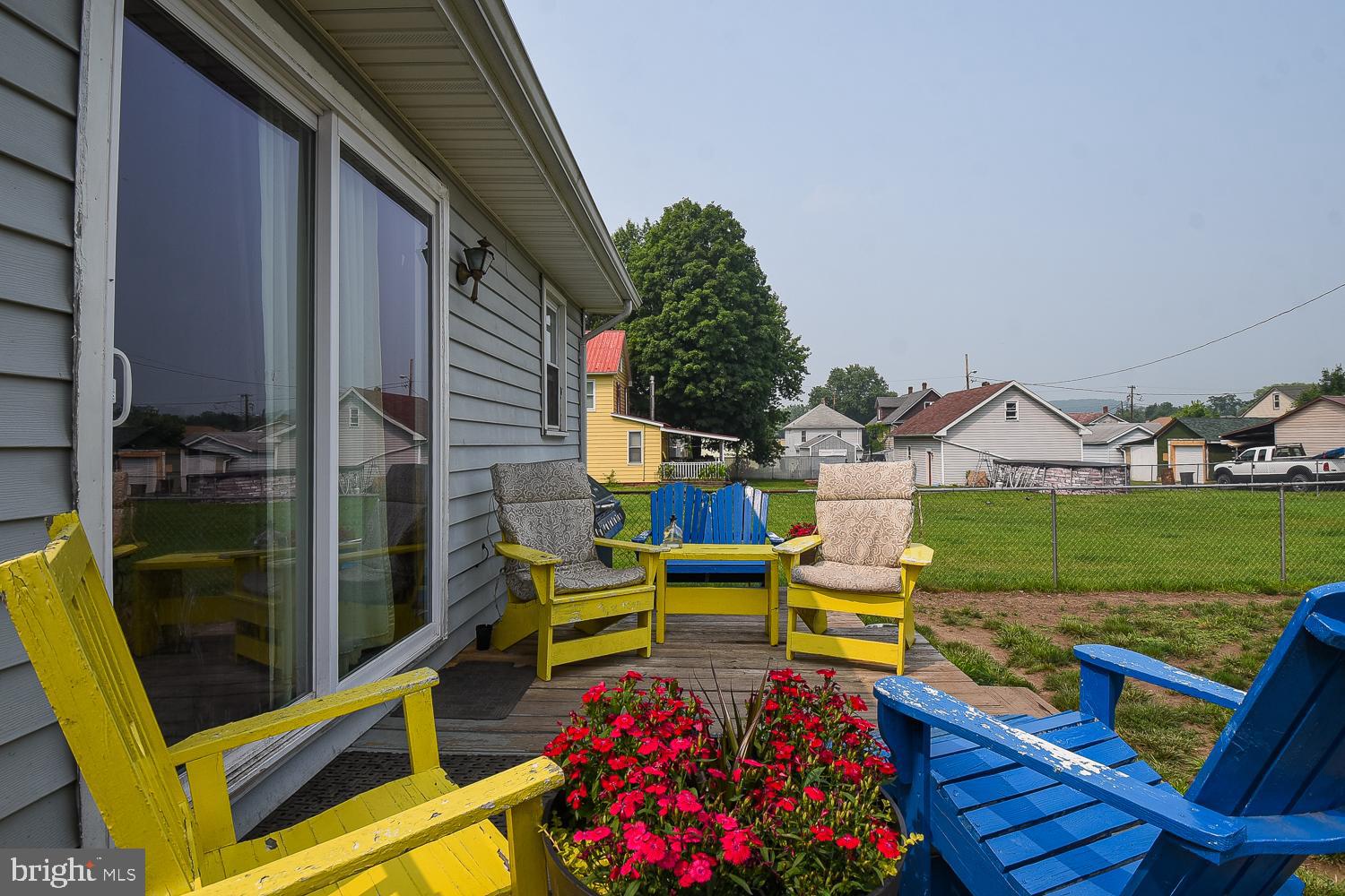 WEST END - Residential