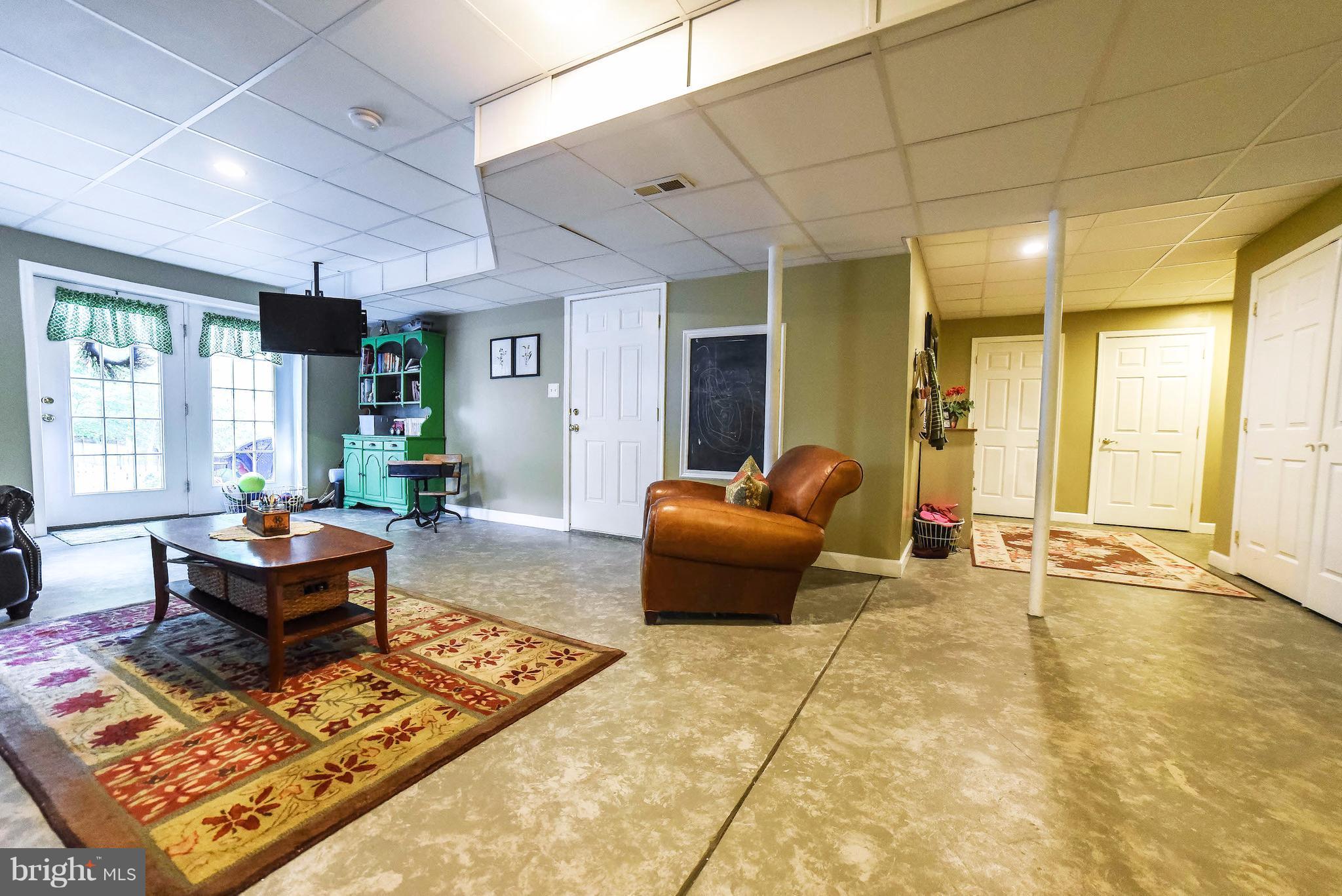 ACADEMY HILLS - Residential