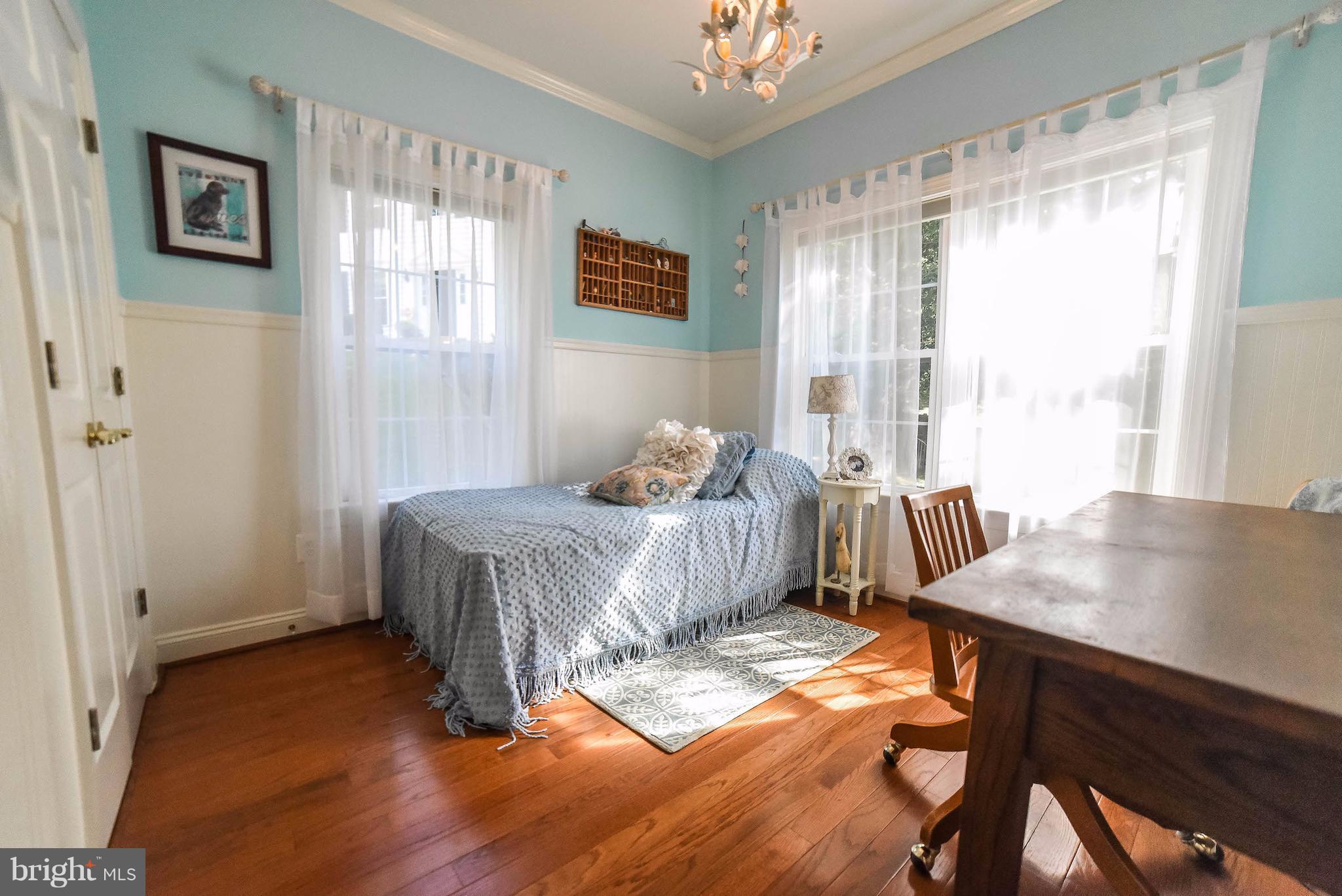 ACADEMY HILLS - Residential