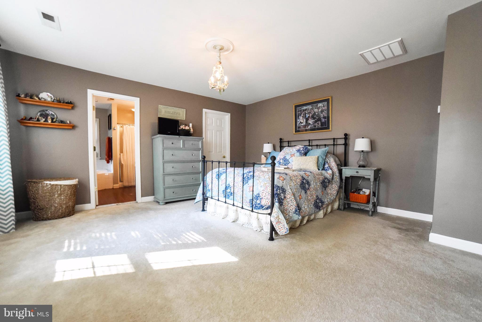 ACADEMY HILLS - Residential