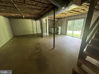 CAROLINE PINES - Residential