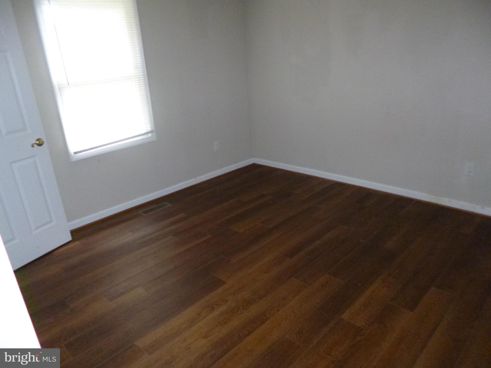 CAROLINE PINES - Residential