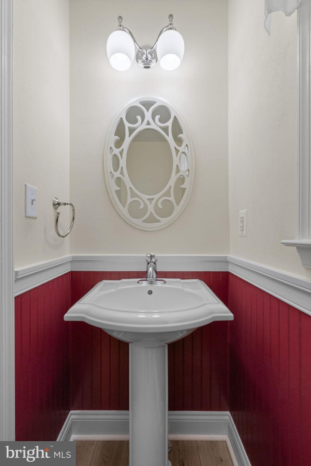 WOODSIDE - Residential Income