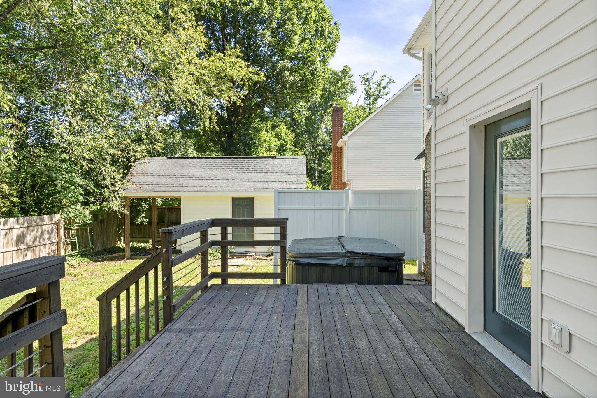 WOODSIDE - Residential Income