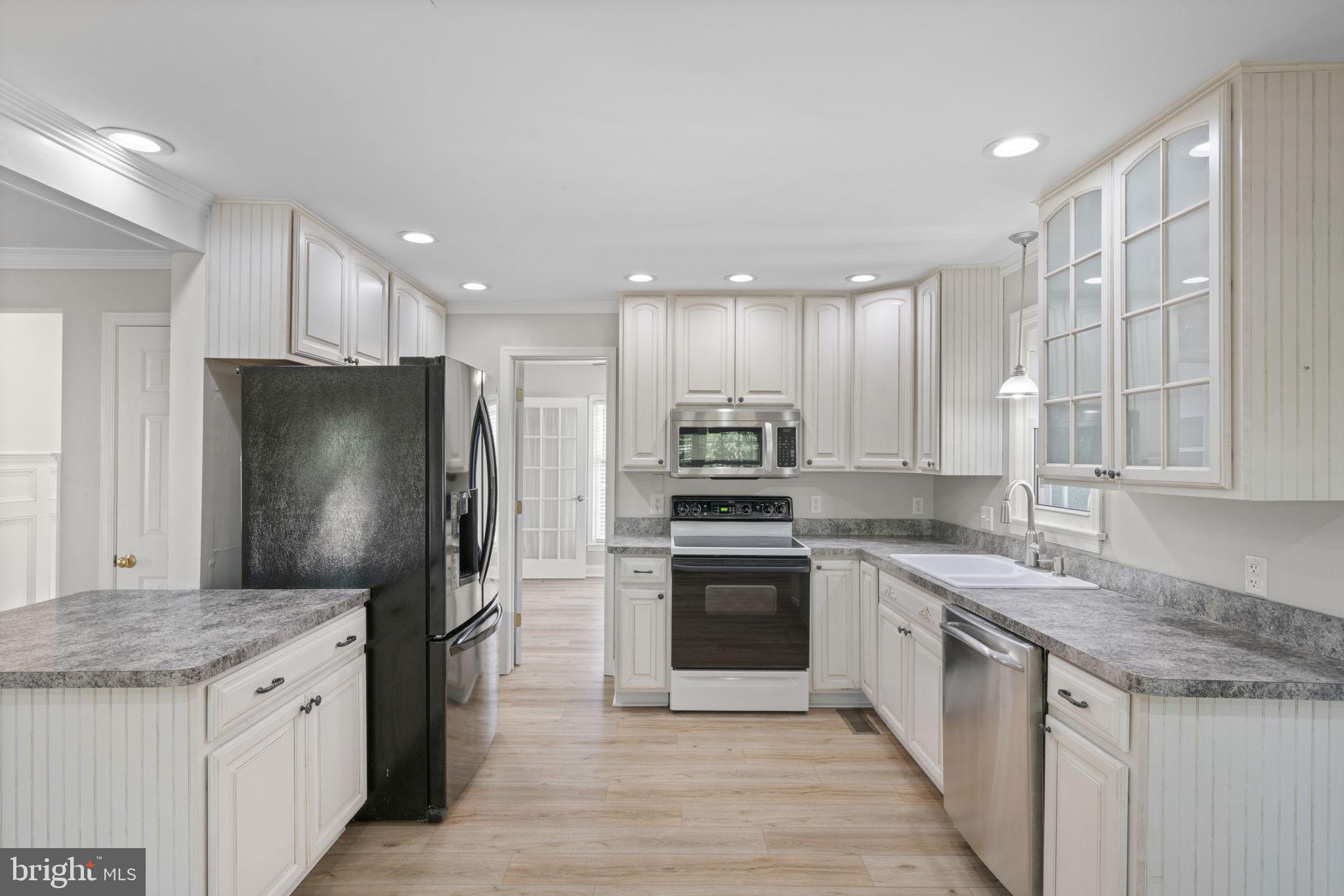 WOODSIDE - Residential Income