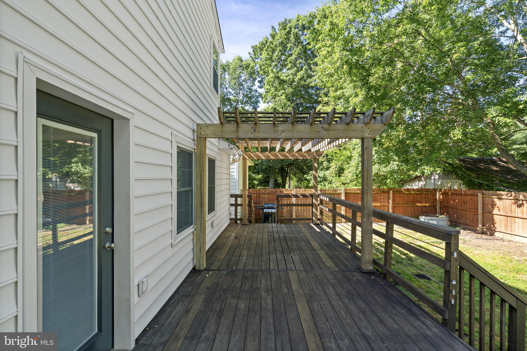 WOODSIDE - Residential Income