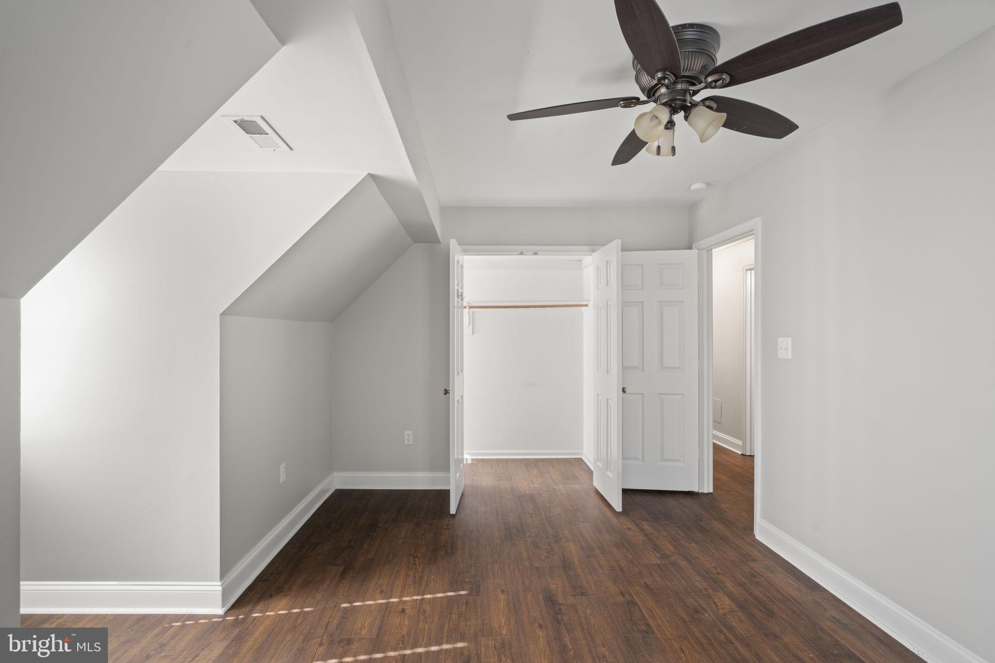 WOODSIDE - Residential Income