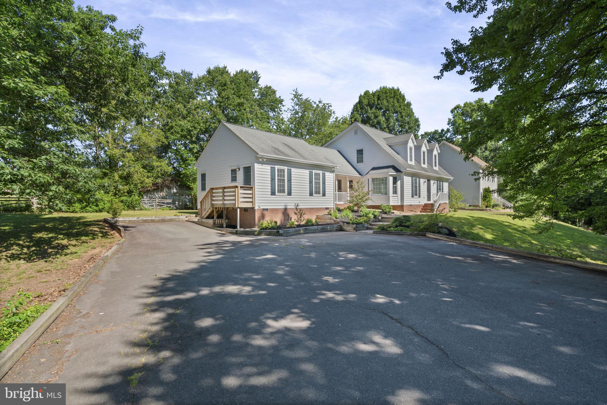 WOODSIDE - Residential Income