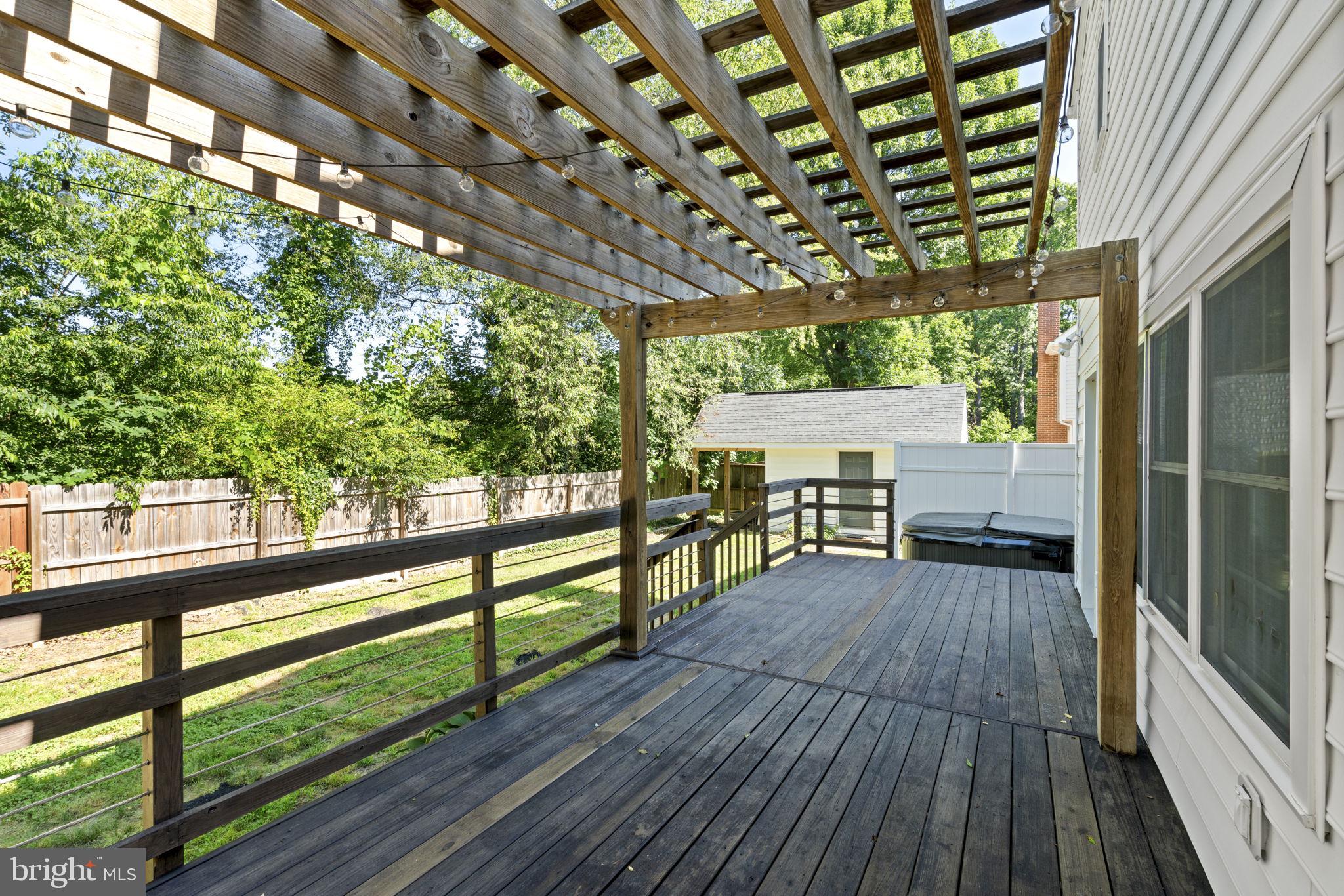 WOODSIDE - Residential Income