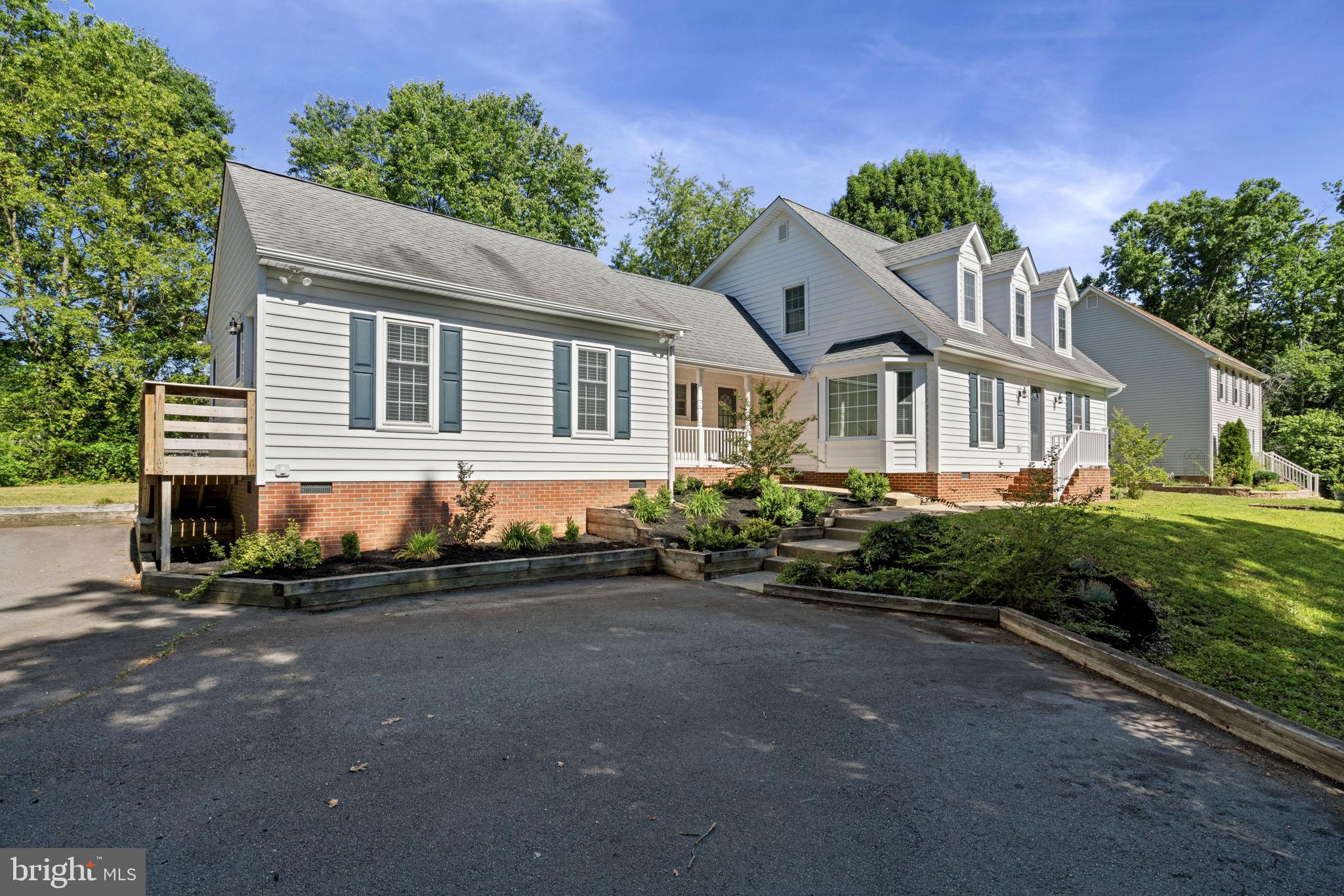 WOODSIDE - Residential Income