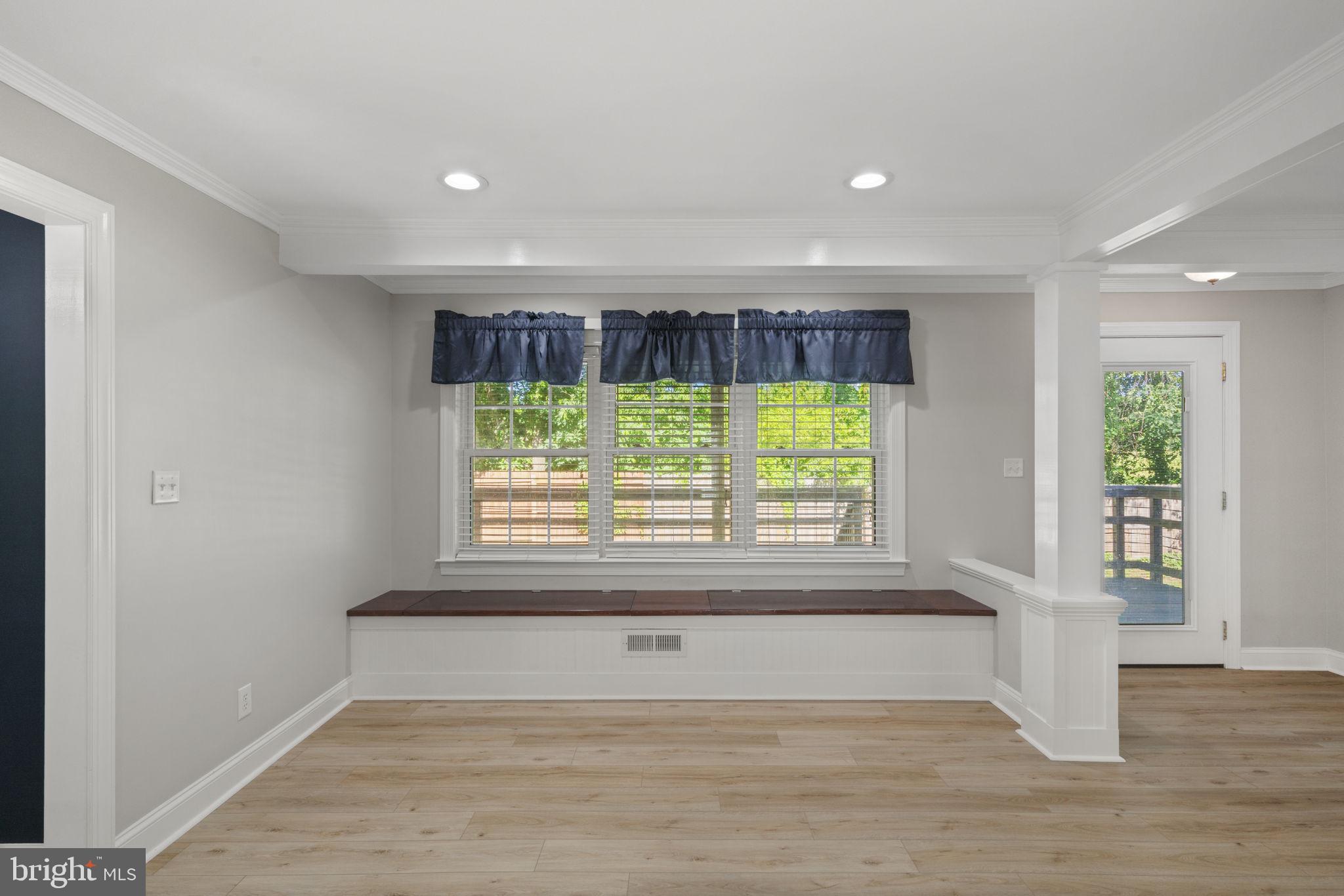 WOODSIDE - Residential Income