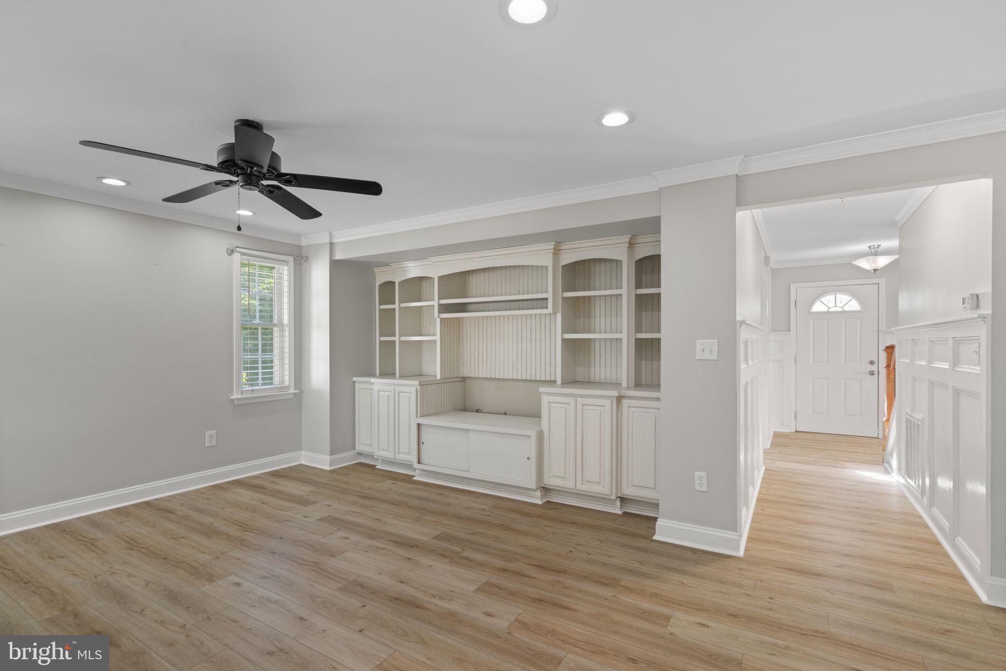 WOODSIDE - Residential Income