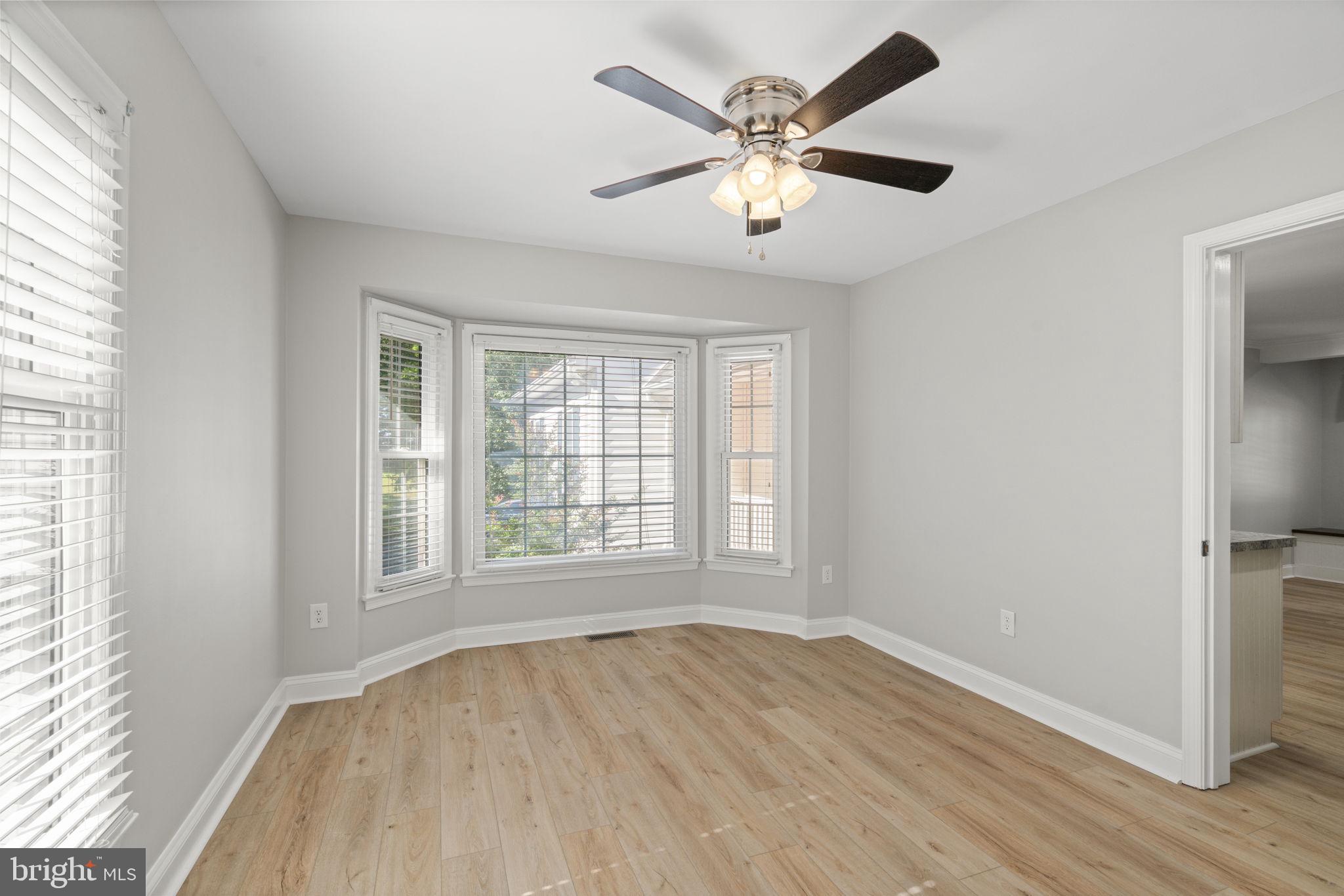 WOODSIDE - Residential Income