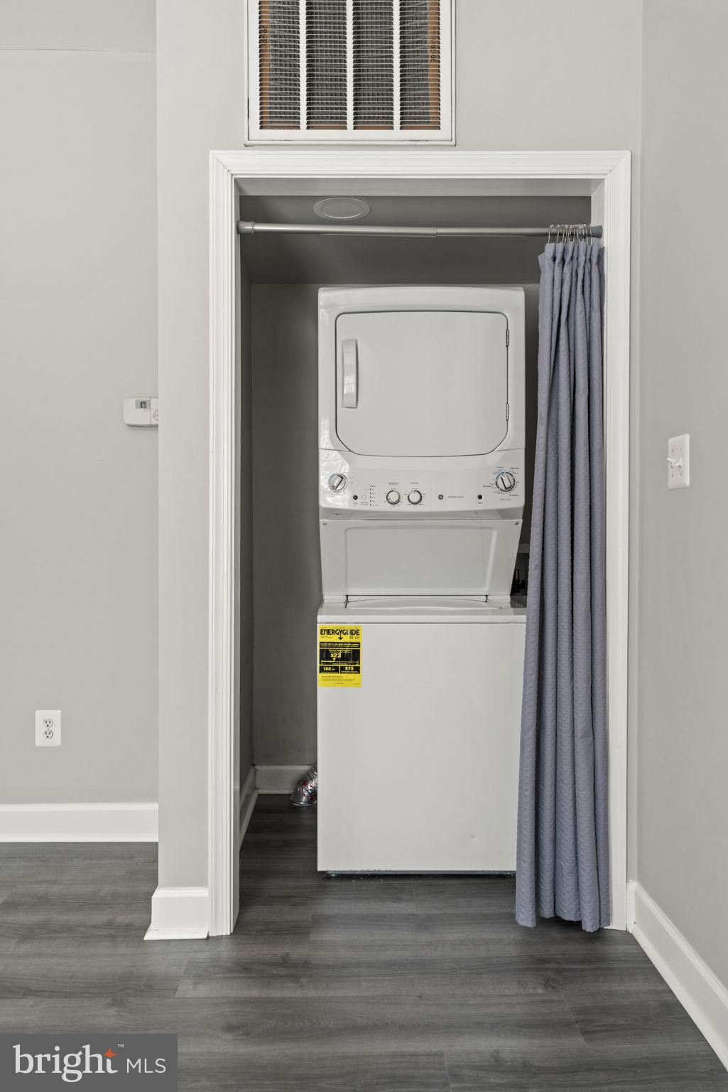 WOODSIDE - Residential Income