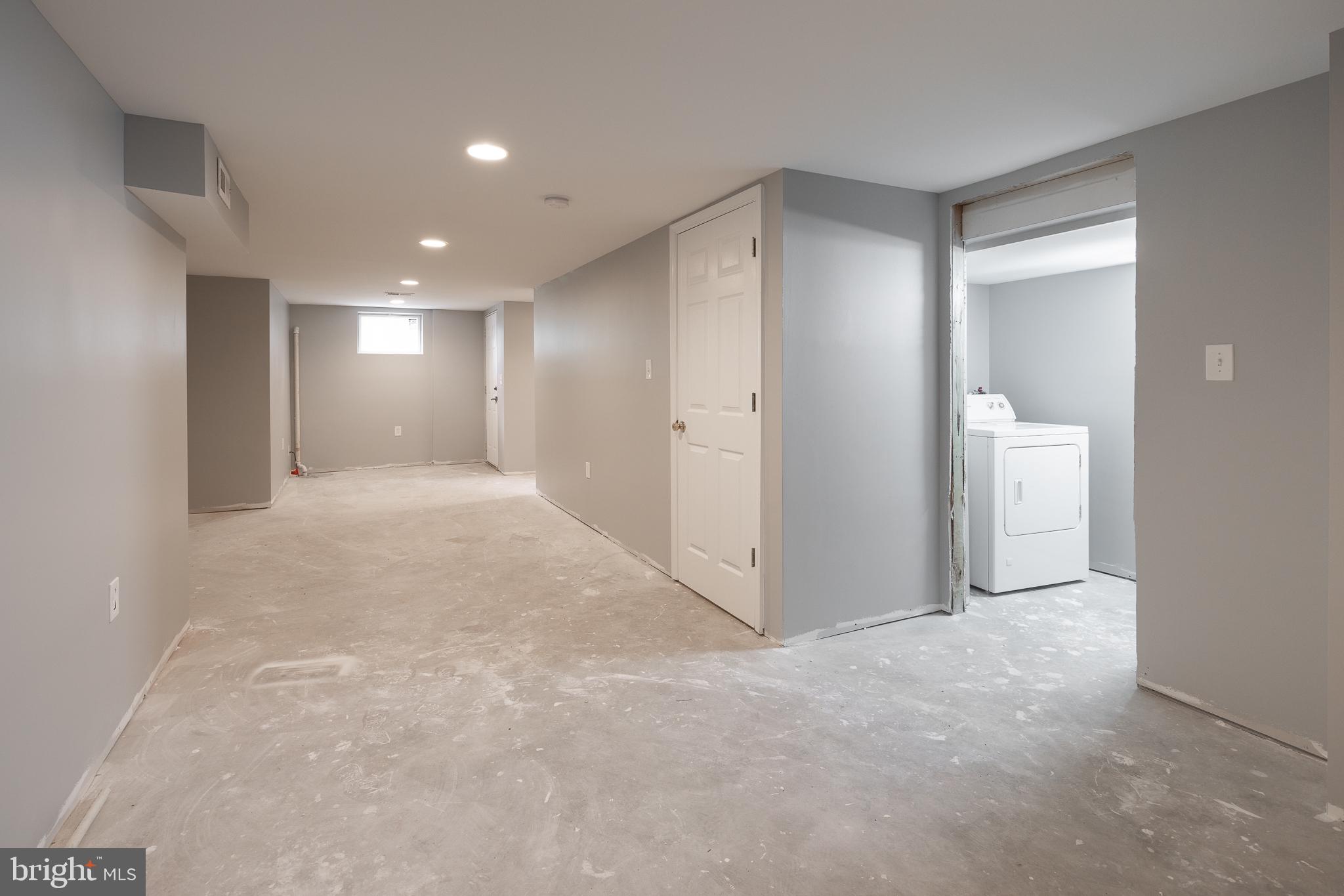 SOUTHGATE - Residential Lease