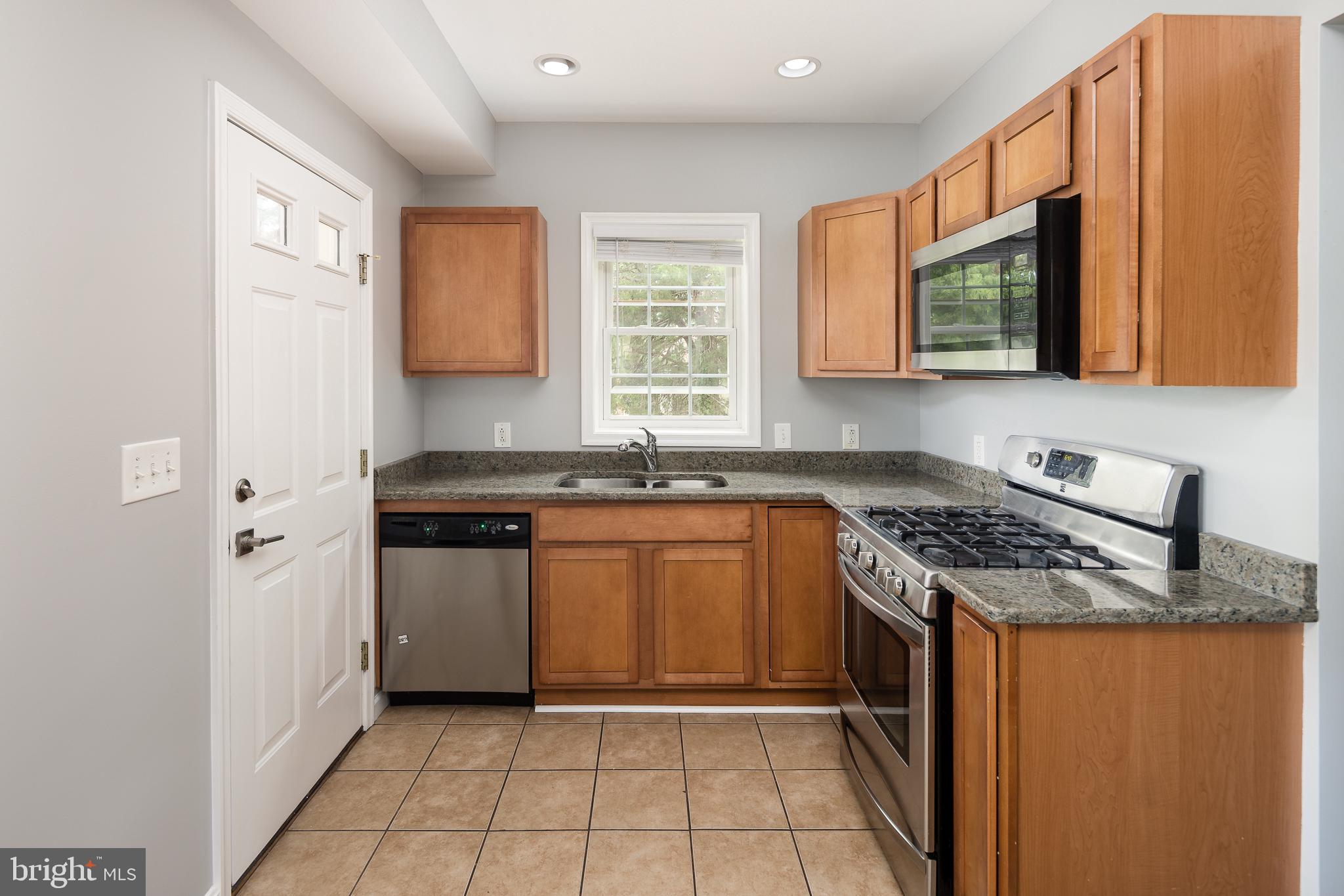 SOUTHGATE - Residential Lease