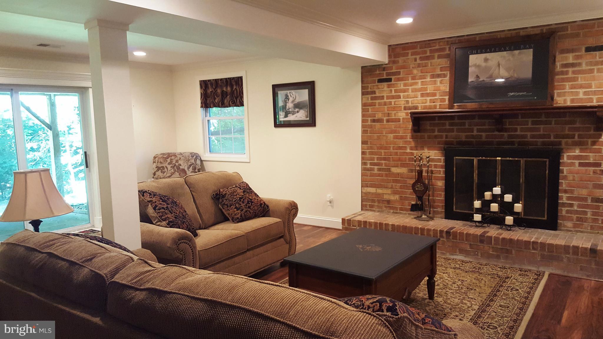 ALGONQUIN HILLS - Residential