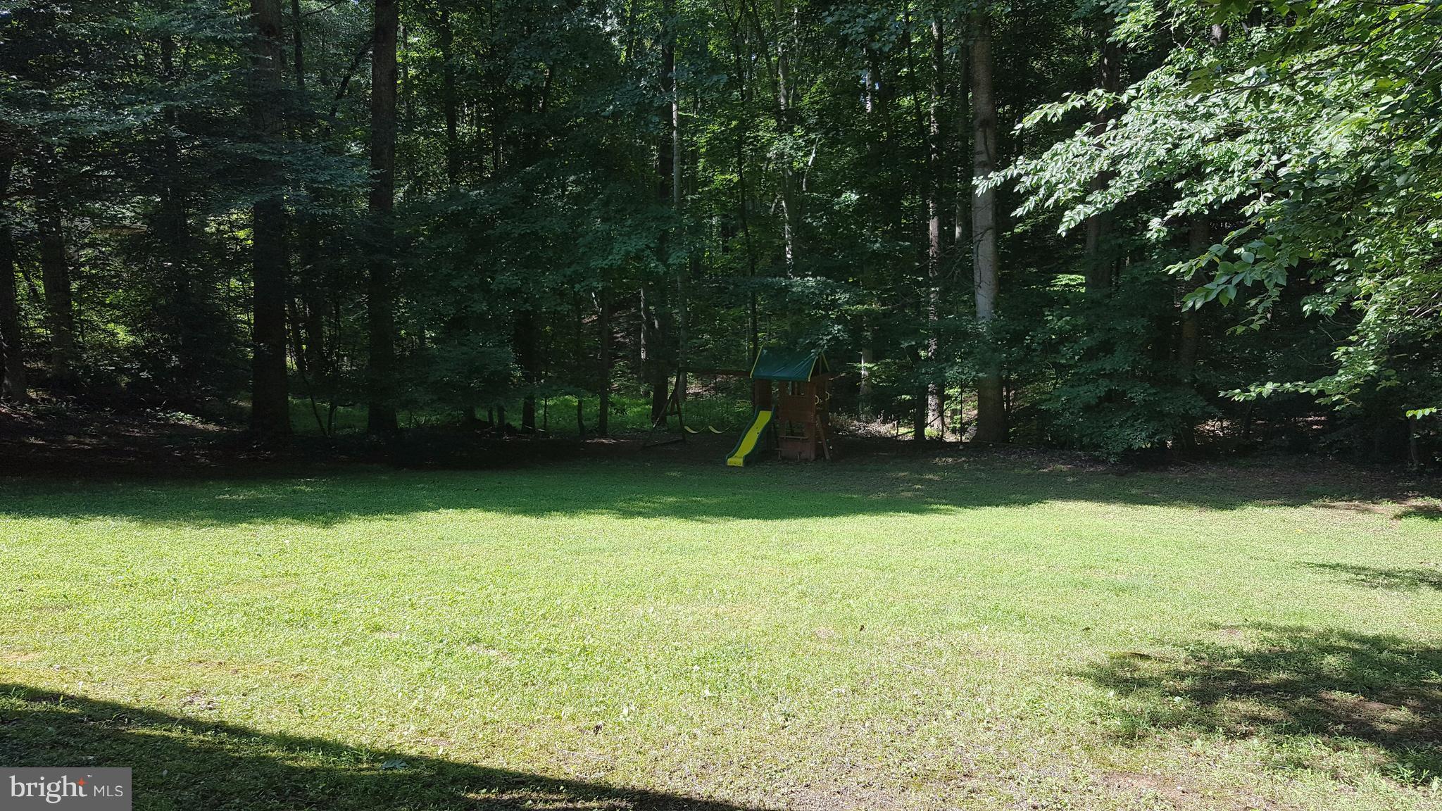 ALGONQUIN HILLS - Residential