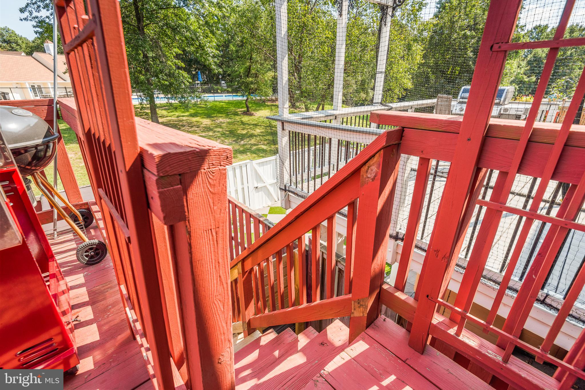 ROLLING BROOK - Residential