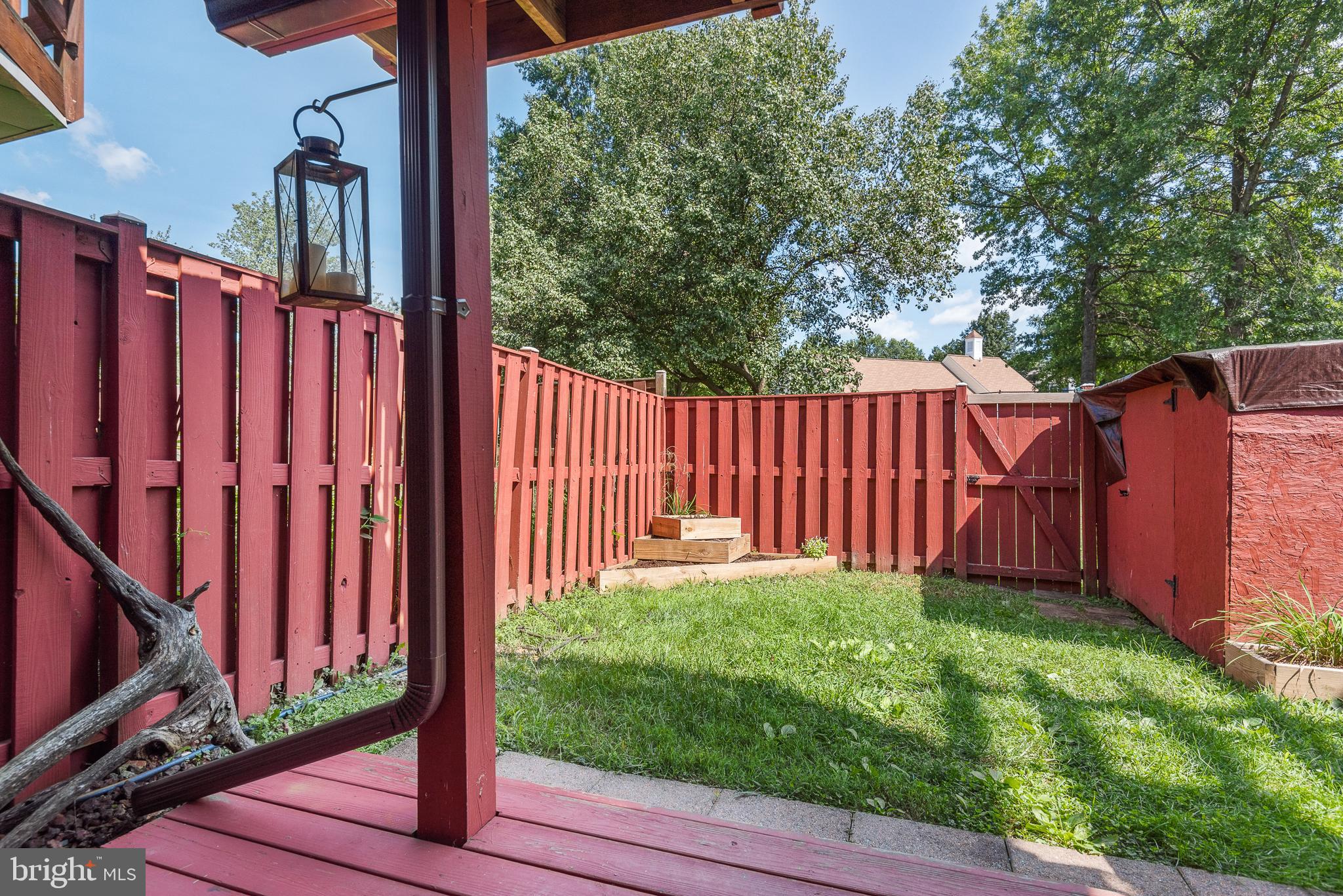 ROLLING BROOK - Residential