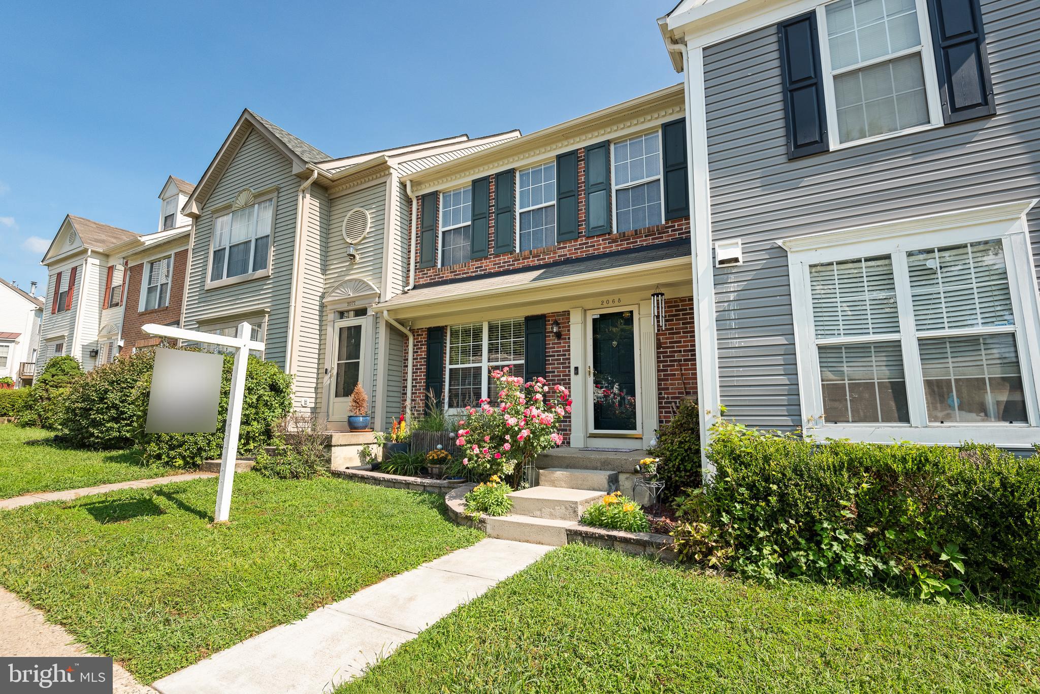 ROLLING BROOK - Residential