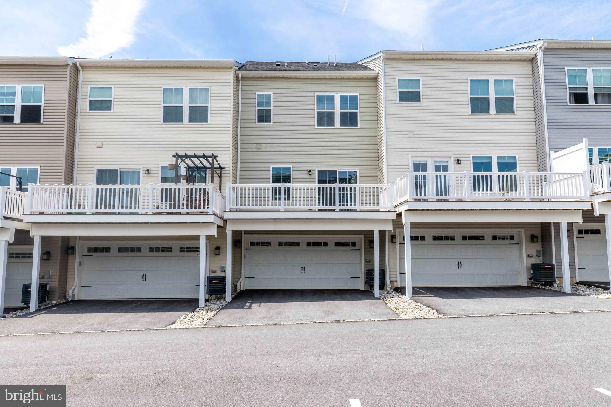 ATWATER - Residential Lease