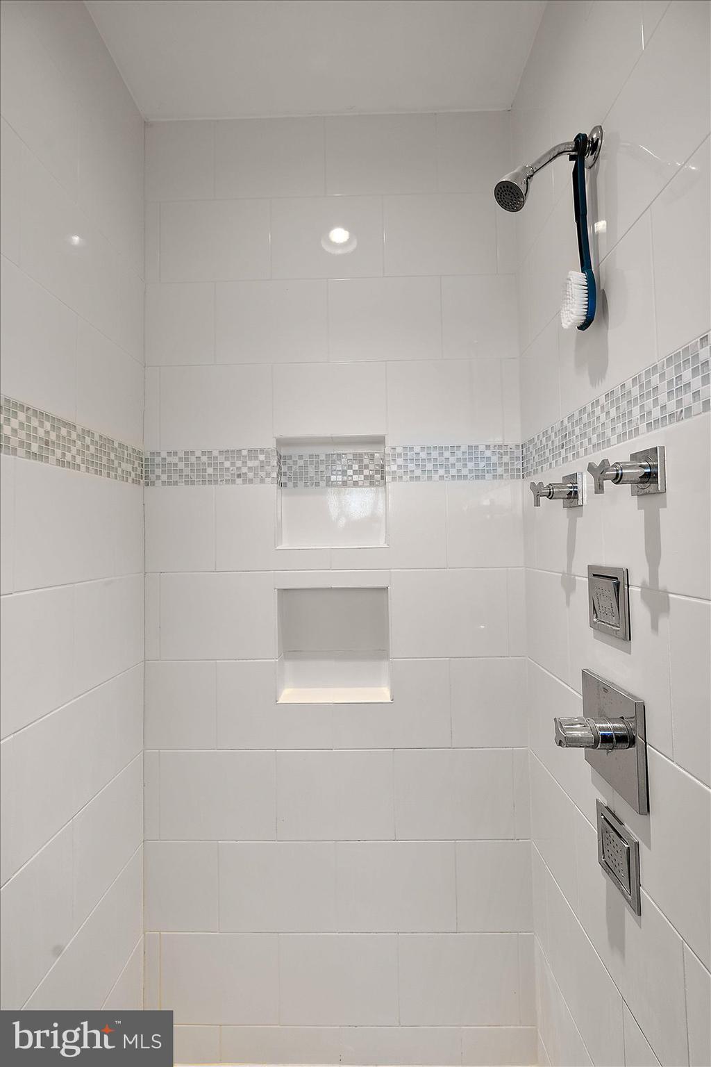 KEEN-WIK - Residential