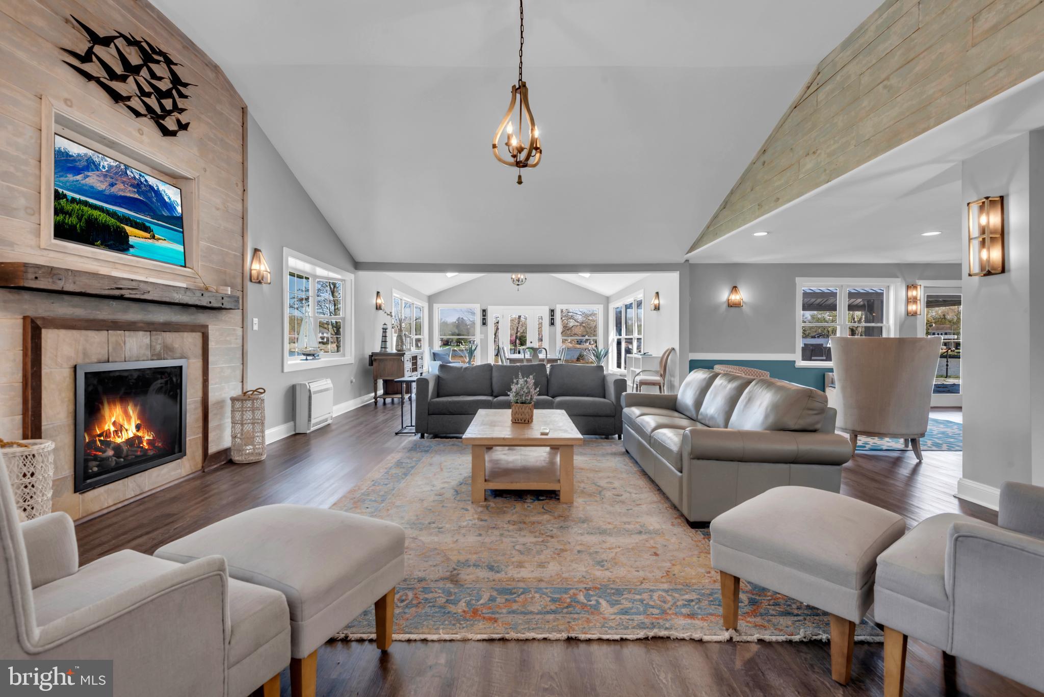 REGULARS - Residential