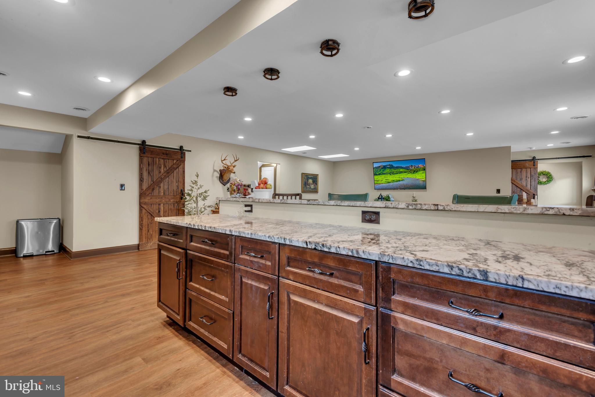 REGULARS - Residential