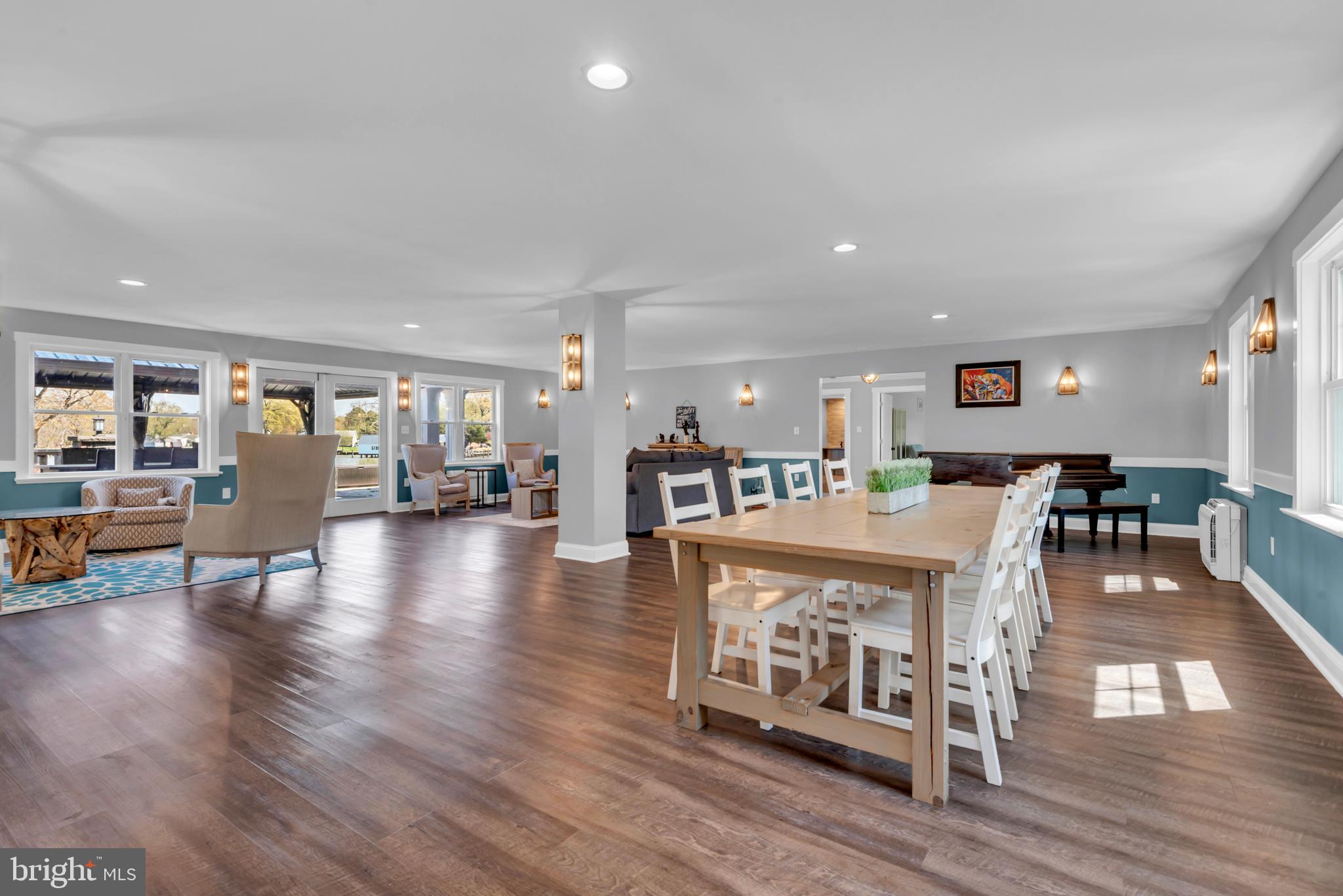 REGULARS - Residential