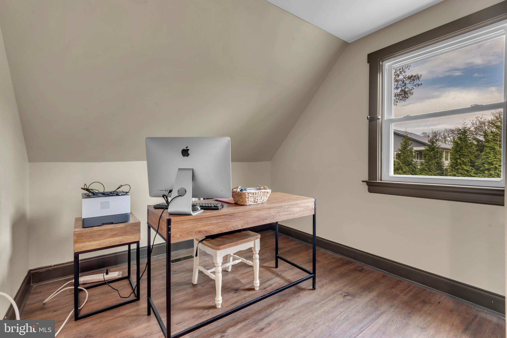 REGULARS - Residential