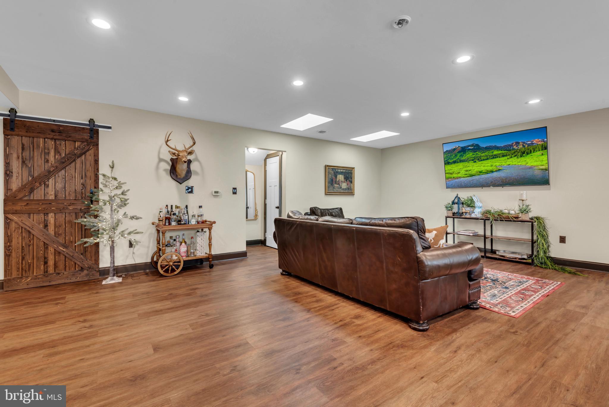 REGULARS - Residential