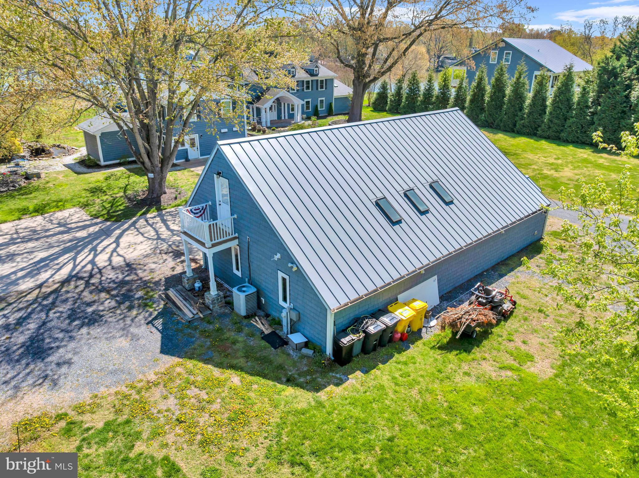 REGULARS - Residential