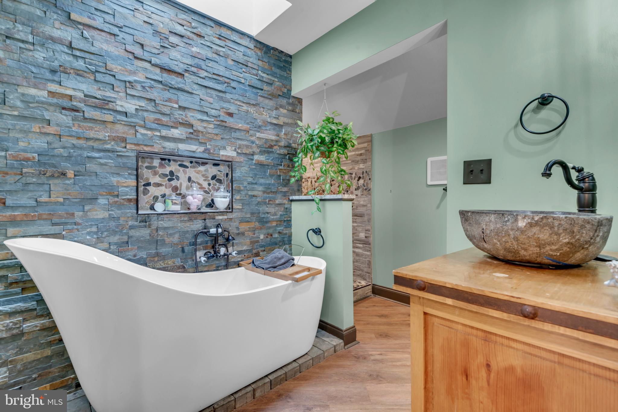 REGULARS - Residential