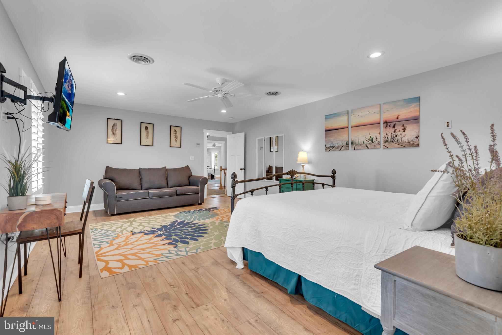 REGULARS - Residential