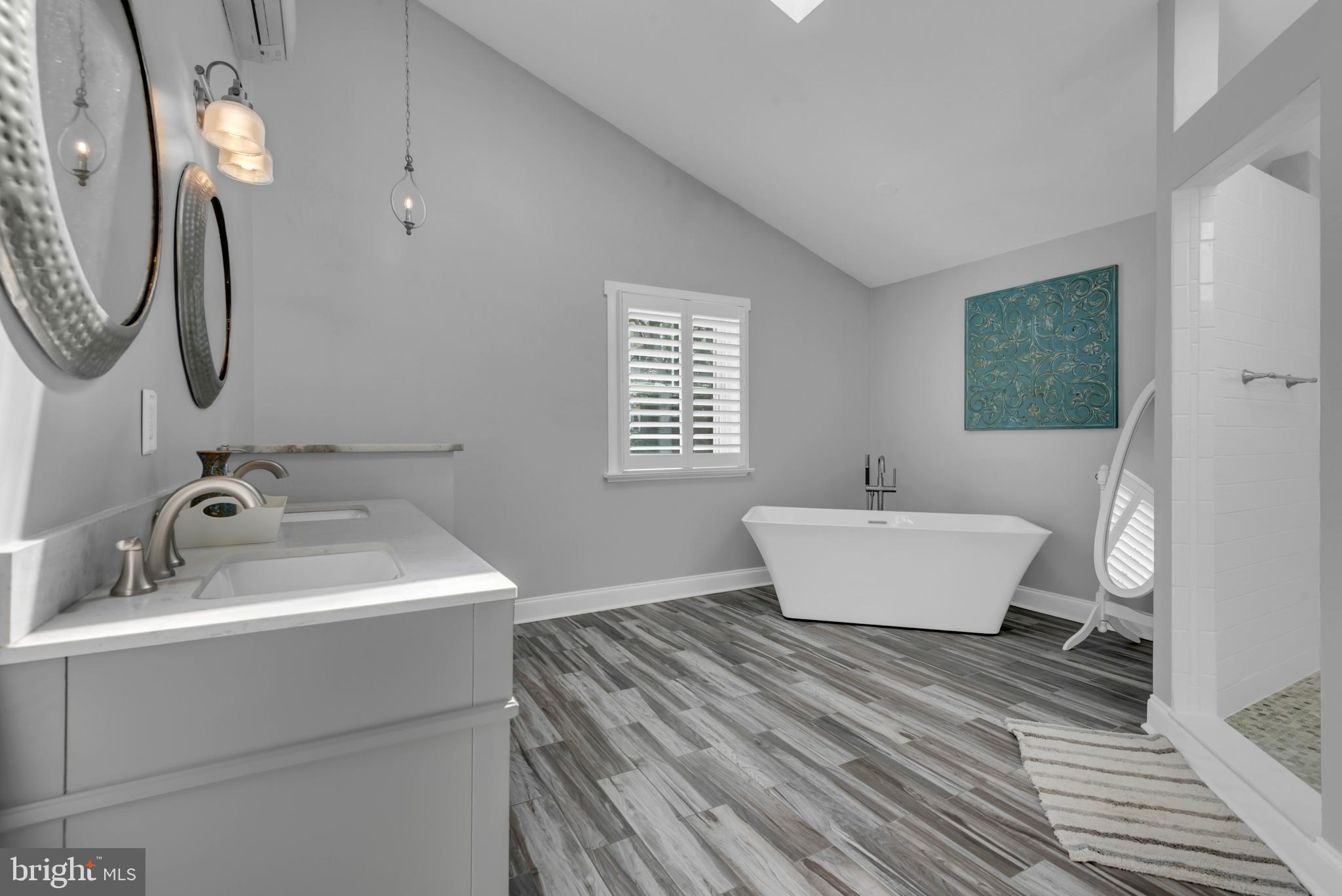 REGULARS - Residential