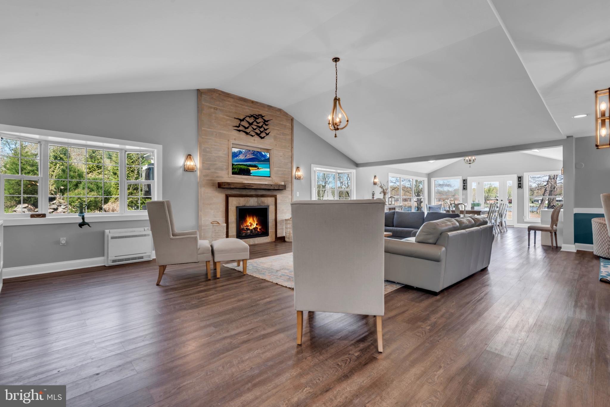 REGULARS - Residential