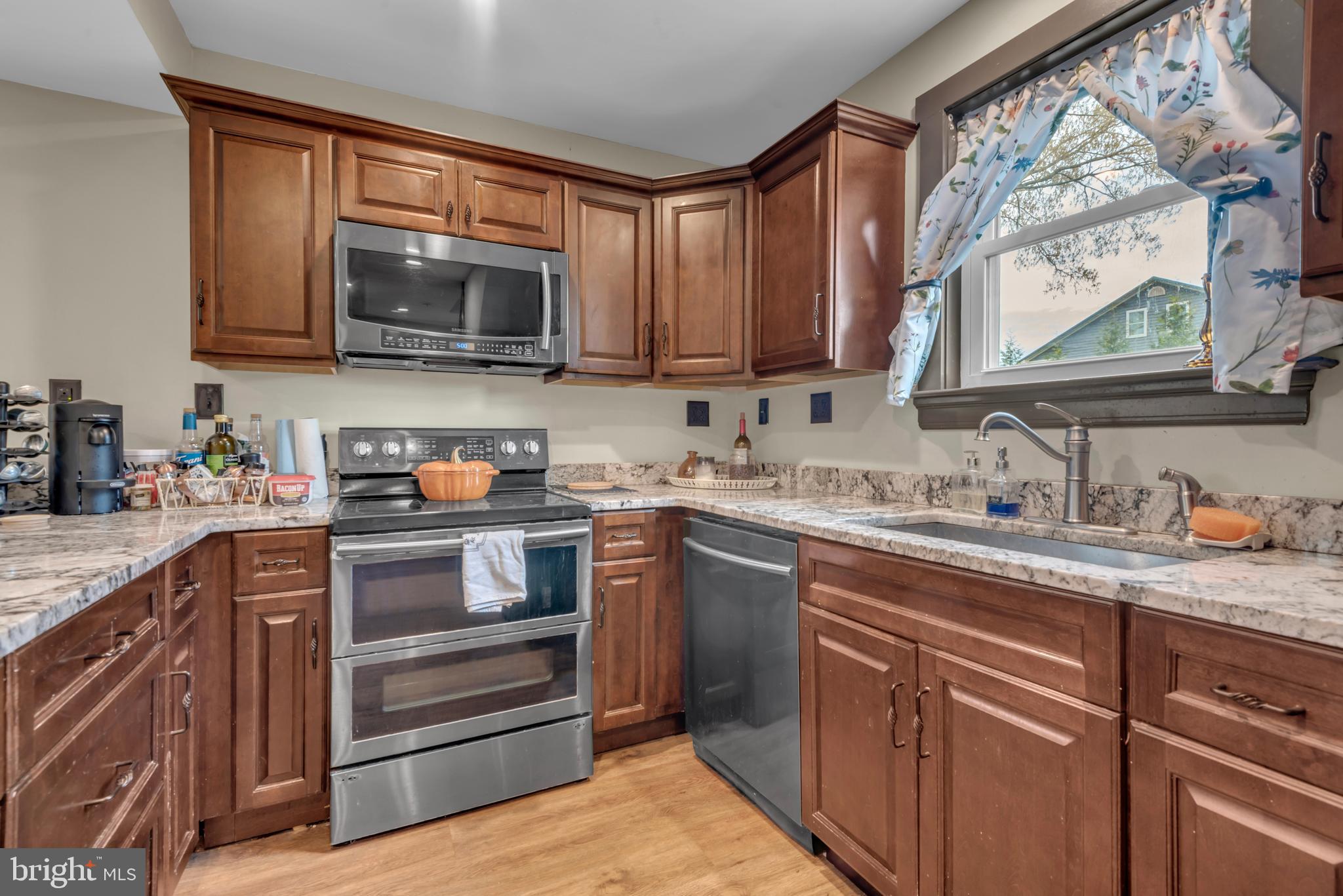 REGULARS - Residential