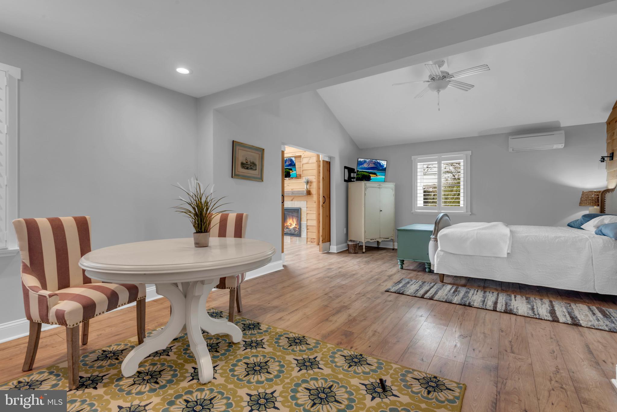 REGULARS - Residential