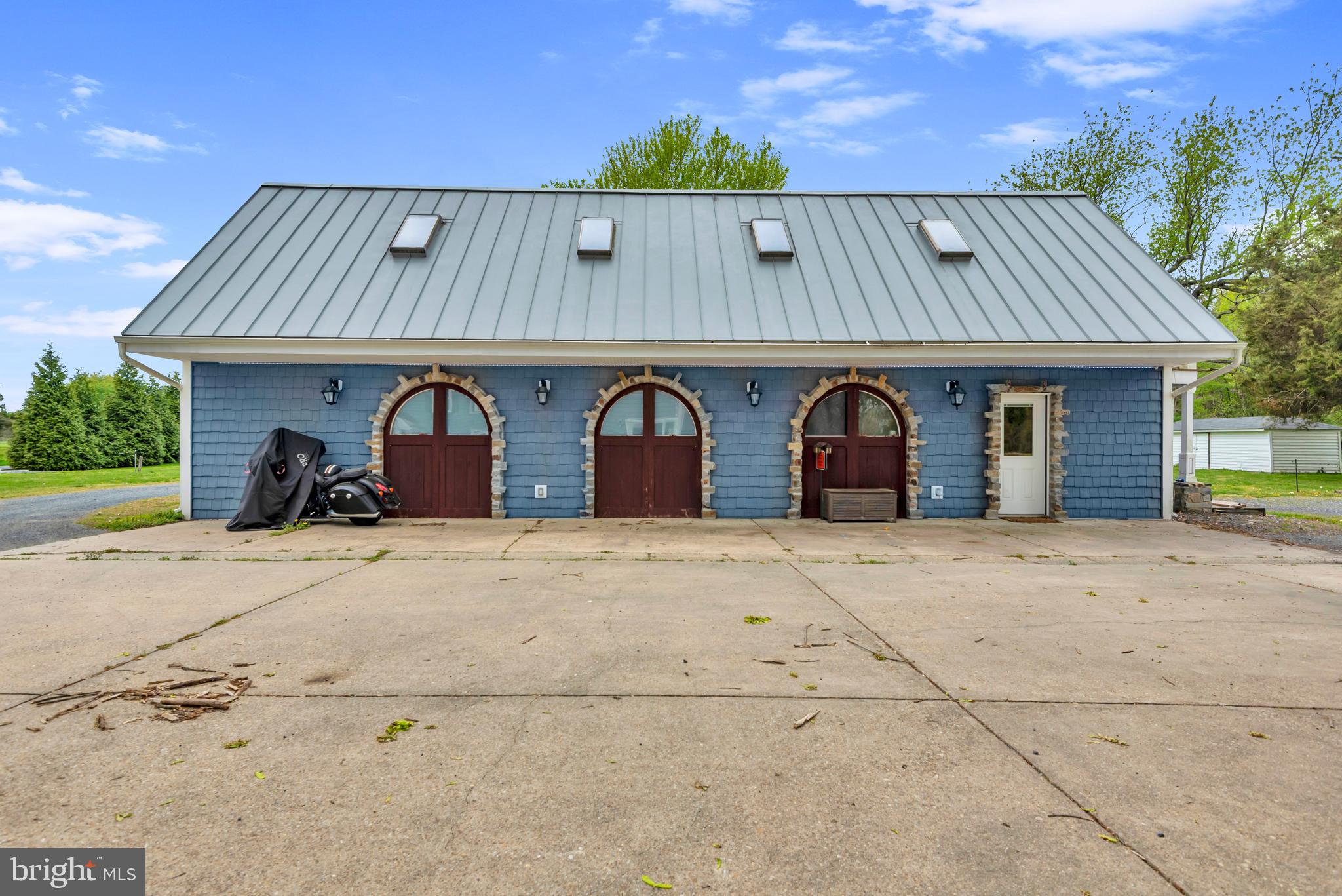 REGULARS - Residential